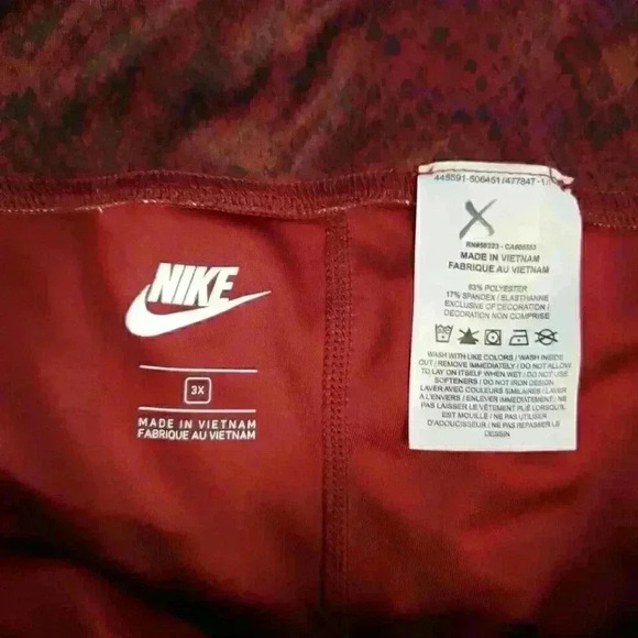 Nike Womens Sportswear Python Training Leggings Red Black Sz 3x Pull On - Picture 6 of 10